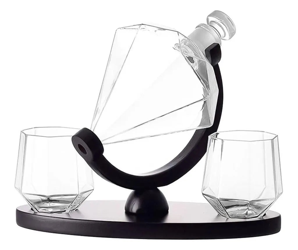 Gyémánt alakú whisky dekantáló készlet fa állvánnyal és 2 pohárral, 850ml