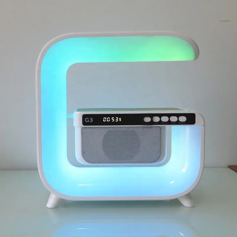 5 az 1-ben okos LED lámpa – RGB világítás, Bluetooth hangszóró, FM rádió, AUX bemenet, gyors vezeték nélküli töltés, ébresztőóra, telefonhívás-fogadó funkció, fehér színben