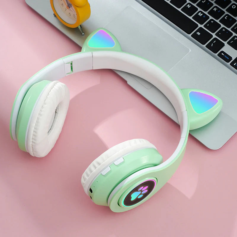 Összecsukható vezeték nélküli fejhallgató LED-es megvilágítású macskafülekkel, Bluetooth 5.0, Bass Stereo